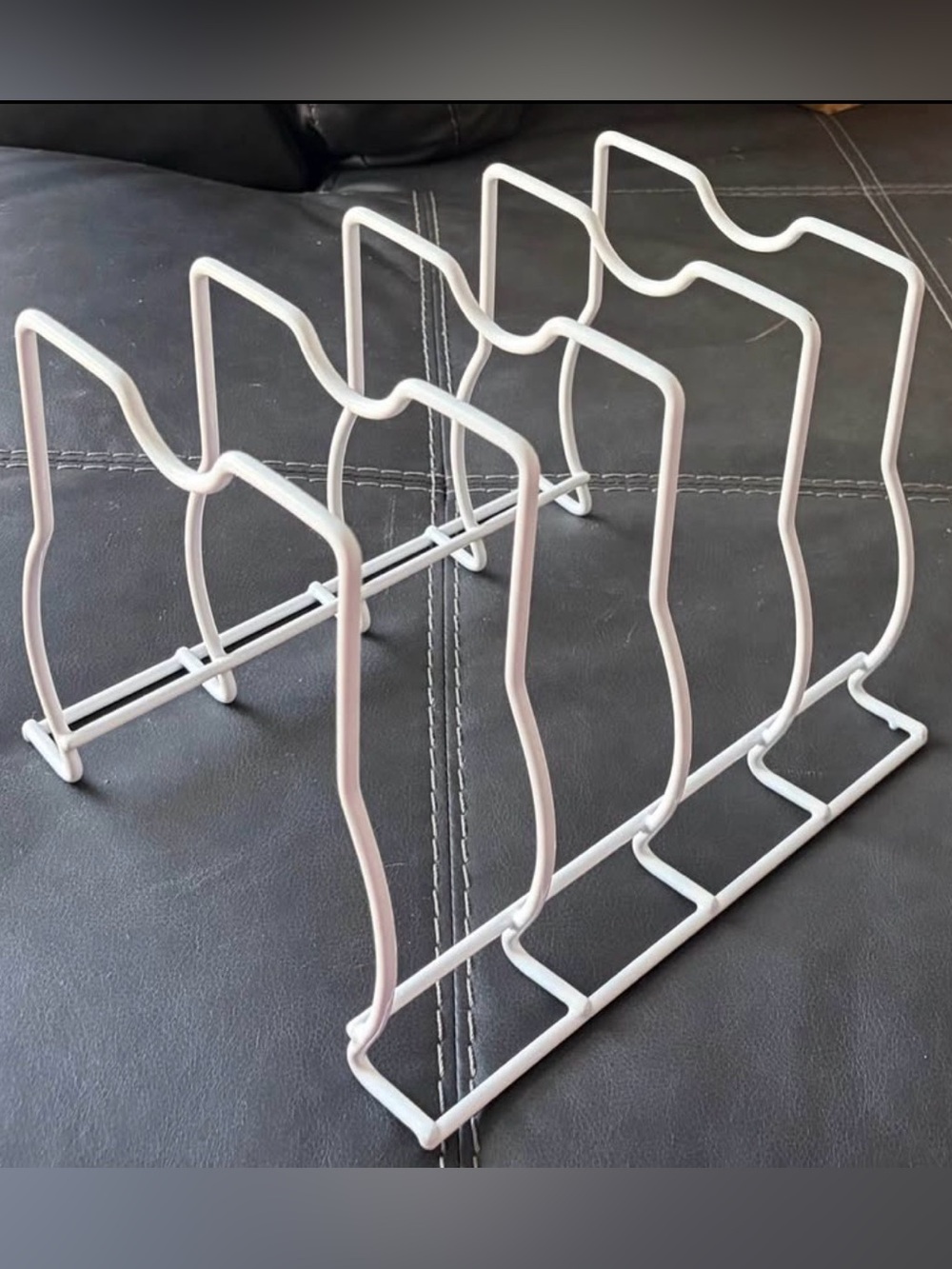 NWOT, 4-Slot Lid & Bakeware Storage Rack, White